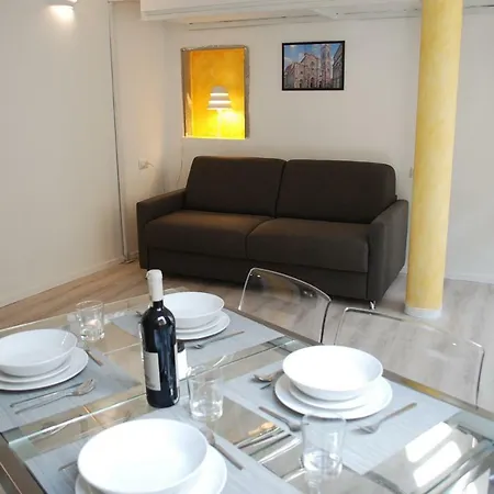Berardi Palace - Vigna Nuova Loft فلورنس